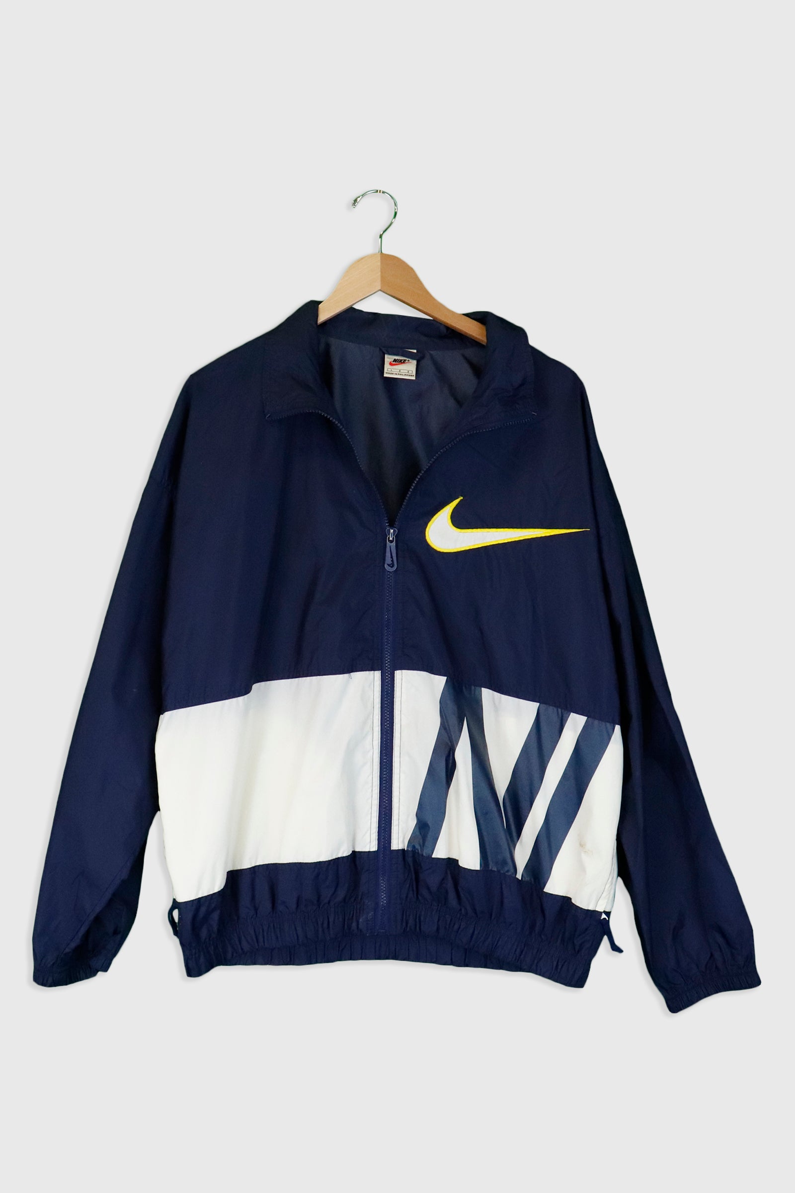 Nike windbreaker cheap with front pocket